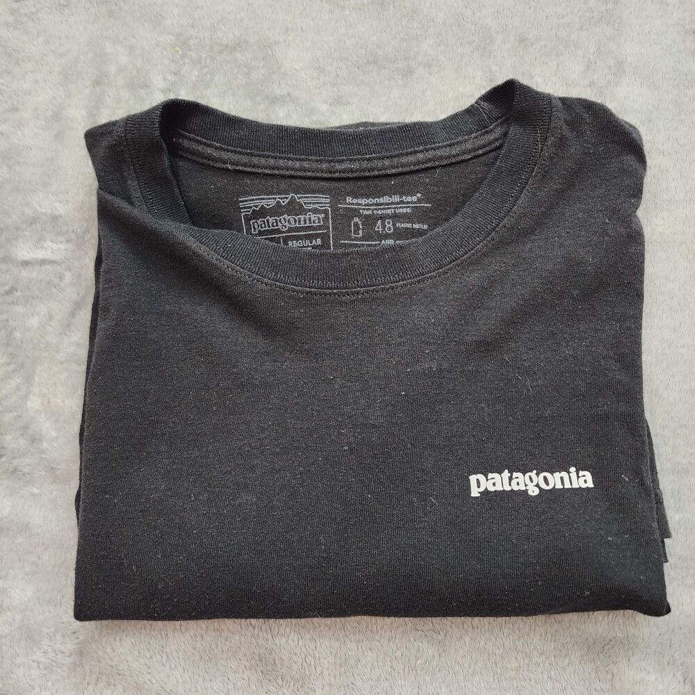 Patagonia Responsibili-Tee Shirt Size L Black Long Sleeve Logo Eco-Friendly